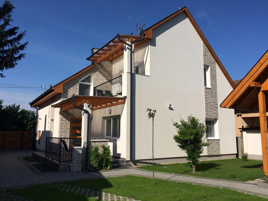 Magyar Apartman Iii. Hajdúszoboszló Exterior foto