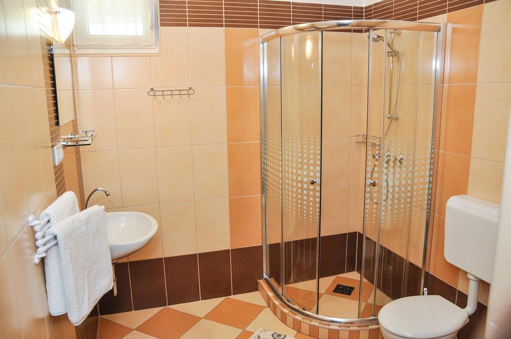 Magyar Apartman Iii. Hajdúszoboszló Exterior foto