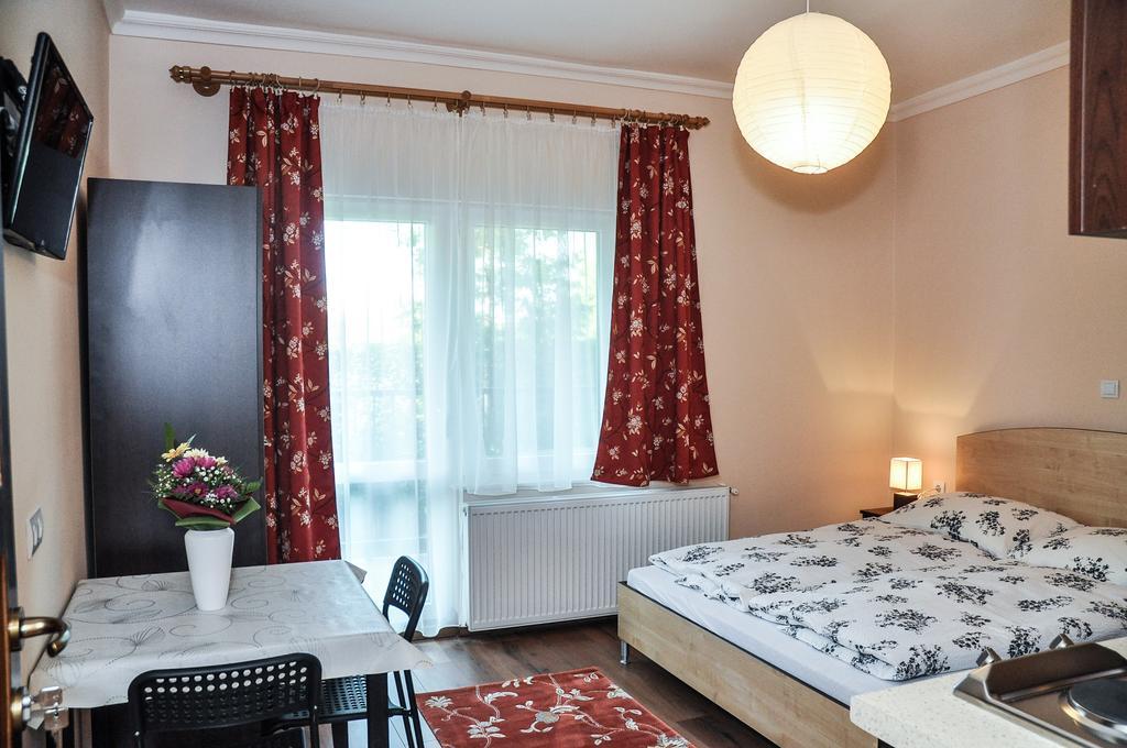 Magyar Apartman Iii. Hajdúszoboszló Exterior foto